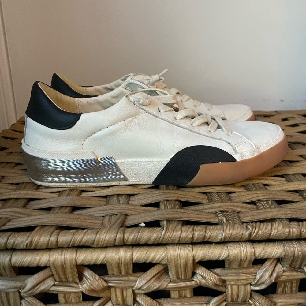 Dolce Vita Zina Court Sneaker